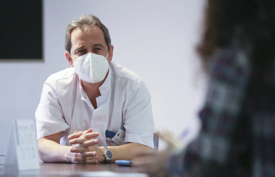 El cap del servei de traumatologia i cirurgia ortopèdica, David Roca, creu que la recerca pot ser un àmbit a treballar.