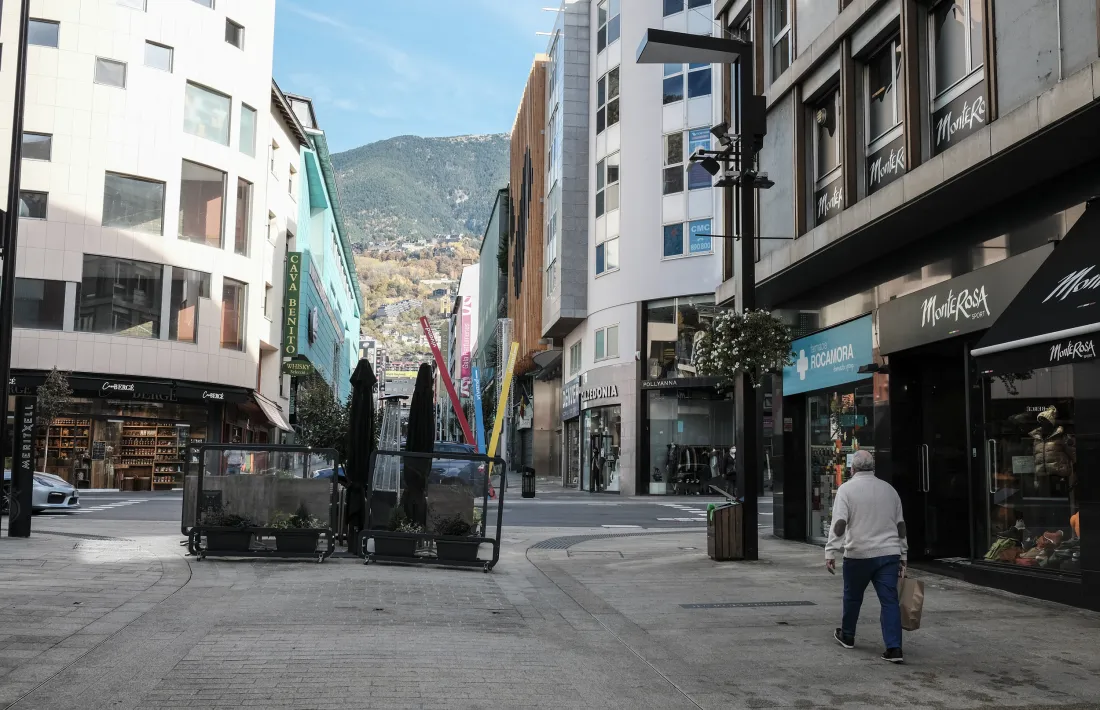 L'Eix Central s'ha quedat desert pels tancaments perimetrals dels països veïns.