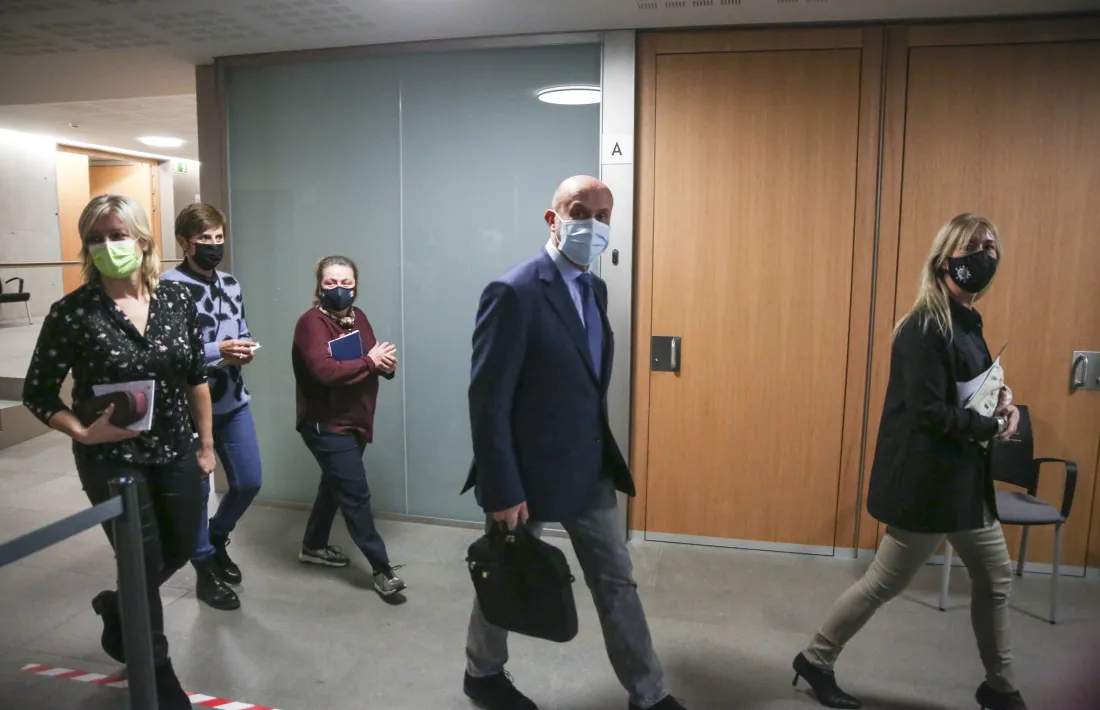 El ministre de Salut, Joan Martínez Benazet, va comparèixer ahir davant la comissió legislativa de Sanitat.