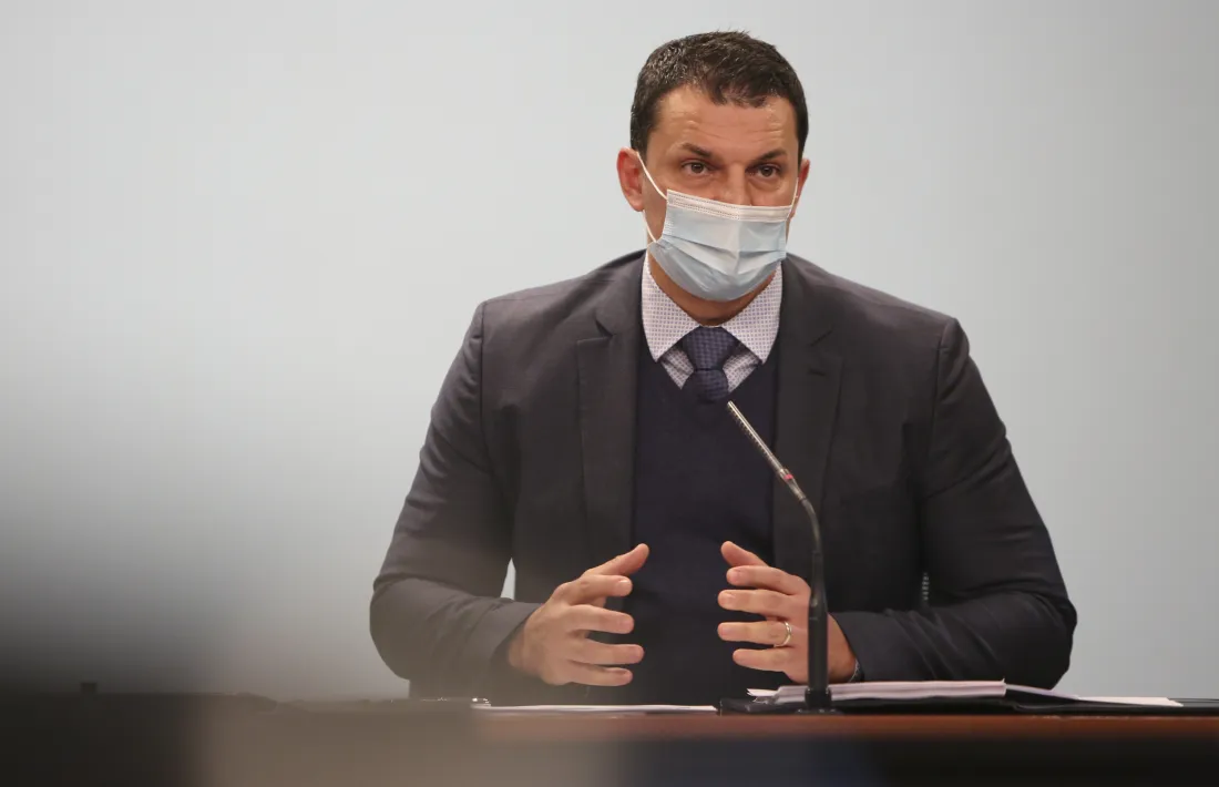 El ministre de Presidència, Economia i Empresa, Jordi Gallardo, va detallar ahir les noves mesures