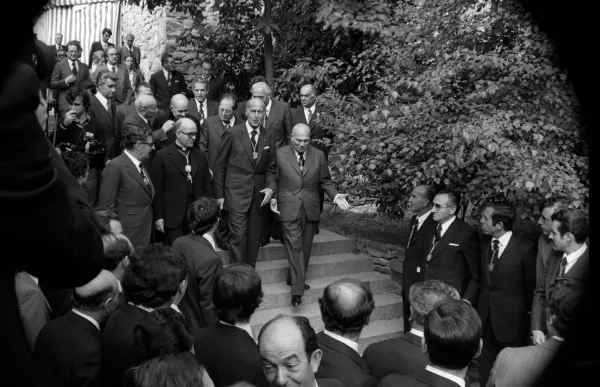 1203_dol_mort_giscard_destaing_1