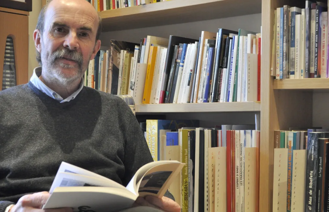 L’escriptor Joan Obiols, que divendres presentarà l’últim volum de ‘Viatge universal pel Pirineu’.