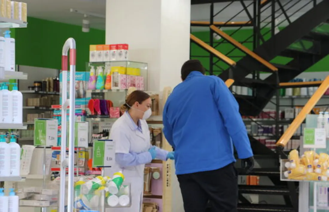 Un establiment farmacèutic de la capital.