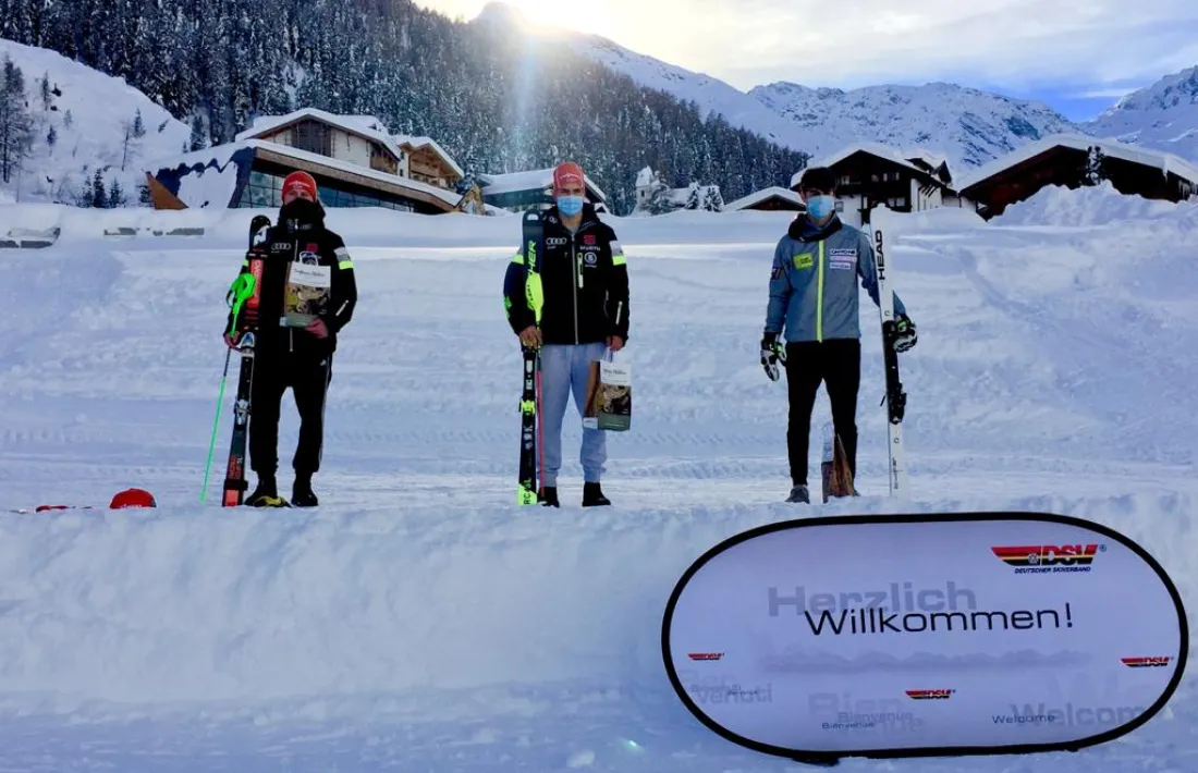 Xavi Cornella, en el podi de l’eslàlom dels nacionals júniors alemanys a Pfelders. Foto: FAE