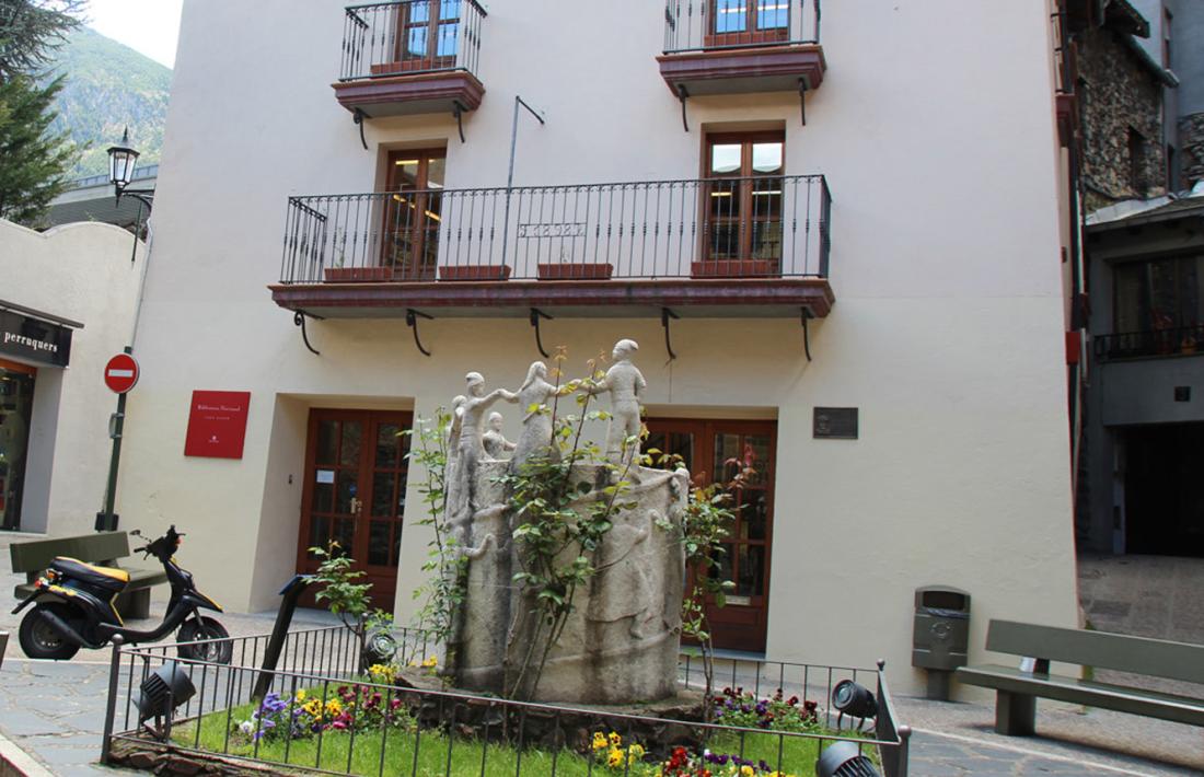 La Casa Bauró.