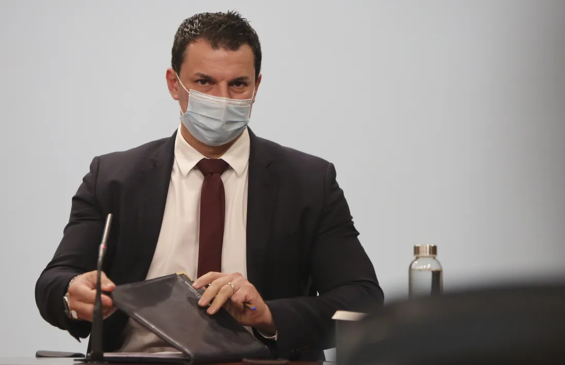 El ministre de Presidència, Economia i Empresa, durant la compareixença posterior al consell de ministres d’ahir.