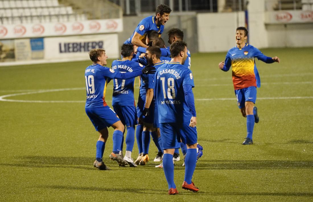 Els jugadors de l’FC Andorra celebren el gol al minut 92 de Carlos Martínez.Foto: FC Andorra