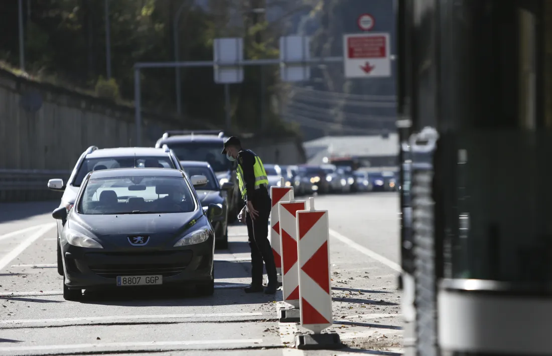 Controls policials a la frontera hispanoandorrana.