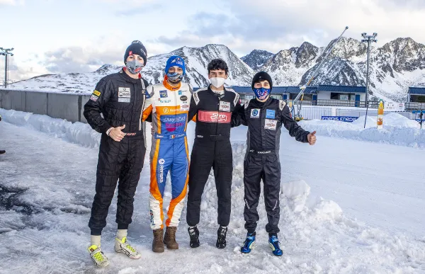 p._37_andros_fotonoticia