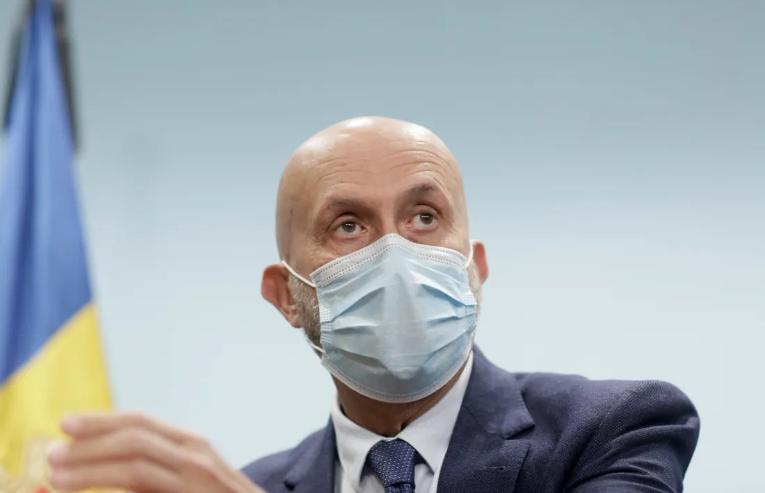 El ministre de Salut, Joan Martínez Benazet, en la roda de premsa d'aquesta tarda.