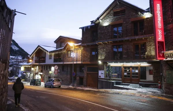 p._03_arinsal_hotel_-_facundo_santana