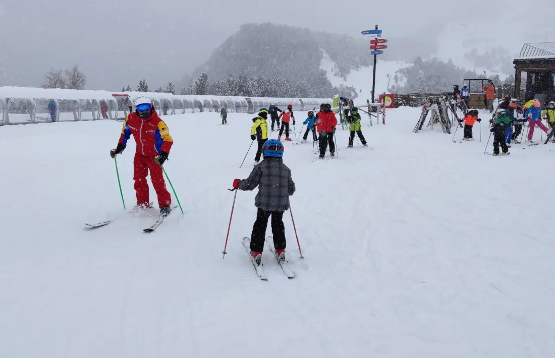 Una classe d'esquí.