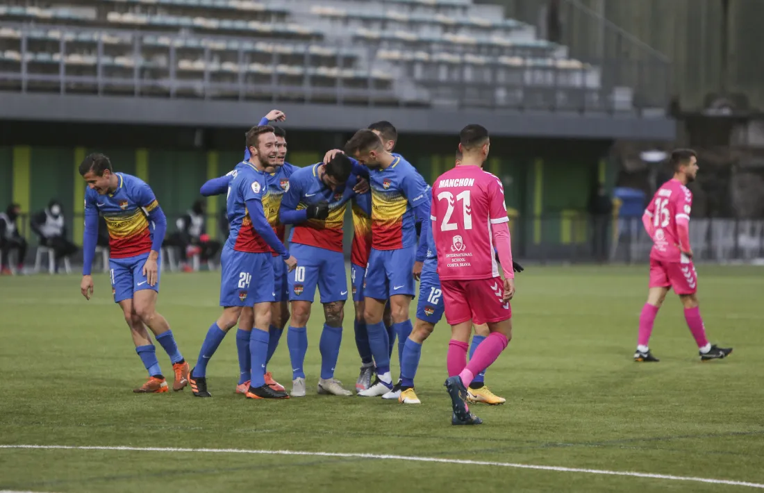 El davanter mataroní de l’FC Andorra, Carlos Martínez, va marcar els dos gols del triomf.Foto: Facundo Santana