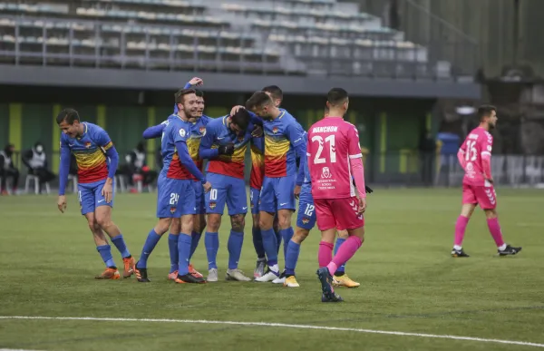 p._28_fc_andorra_-_llagostera_-_facundo_santana