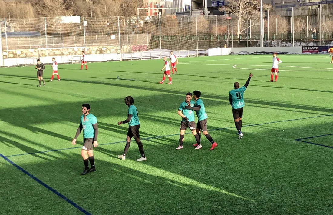 ‘Bacari’ celebra el 0 a 1 del Sant Julià. Foto: Twitter FAF