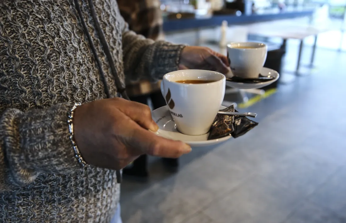 El Govern augmentarà els controls per verificar si bars i restaurants compleixen les mesures vigents.