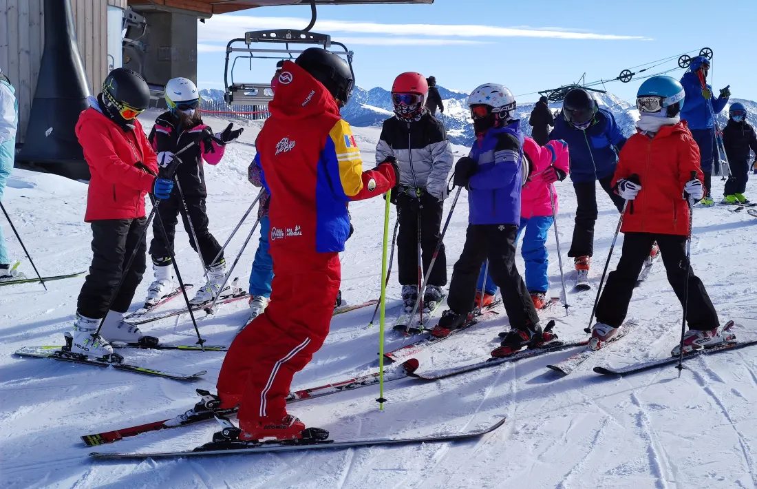 Una classe d'esquí.