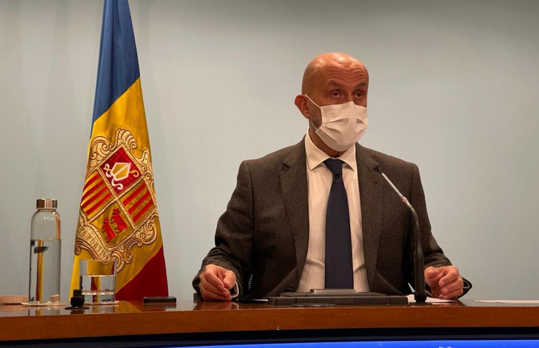 El ministre de Salut, Joan Martínez Benazet, en la roda de premsa d'aquesta tarda.