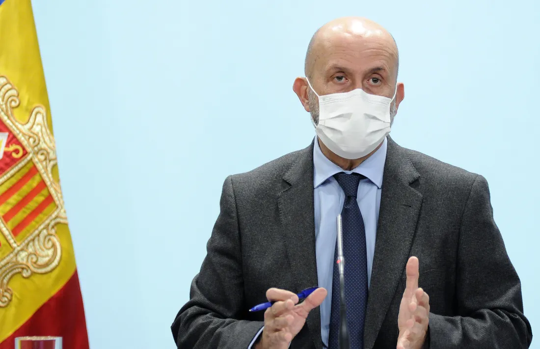 El ministre de Salut, Joan Martínez Benazet, en la roda de premsa d'aquest migdia.