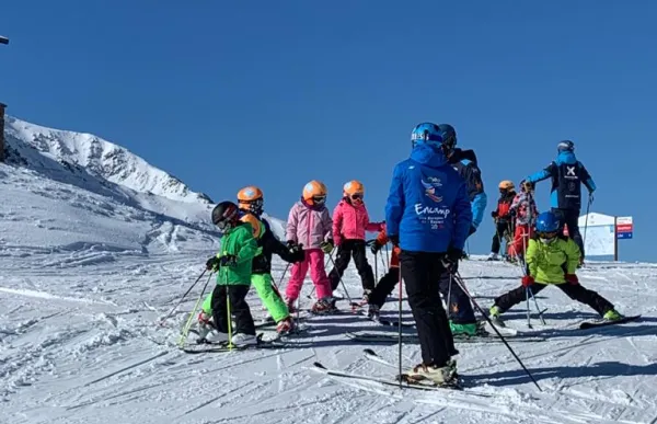 escola_de_neu_2021_comuencamp