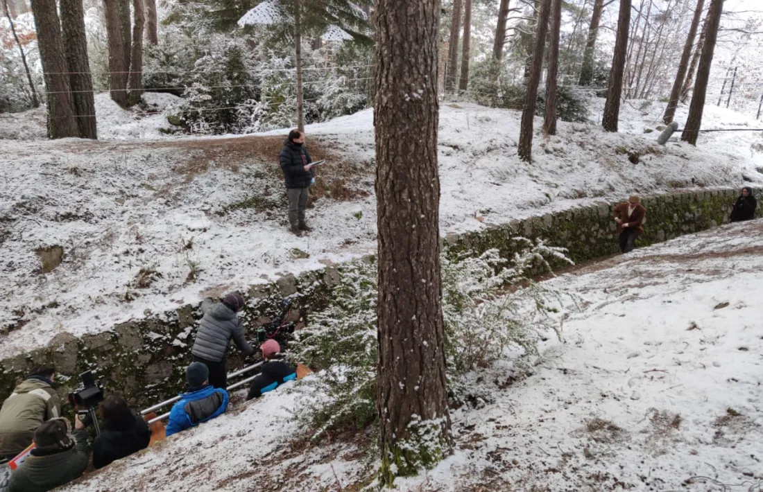 Roger Casamajor (Antoni) i Raquel López (Genisa) roden la seqüència en què ella li recomana de malfiar-se del doctor Coderch.