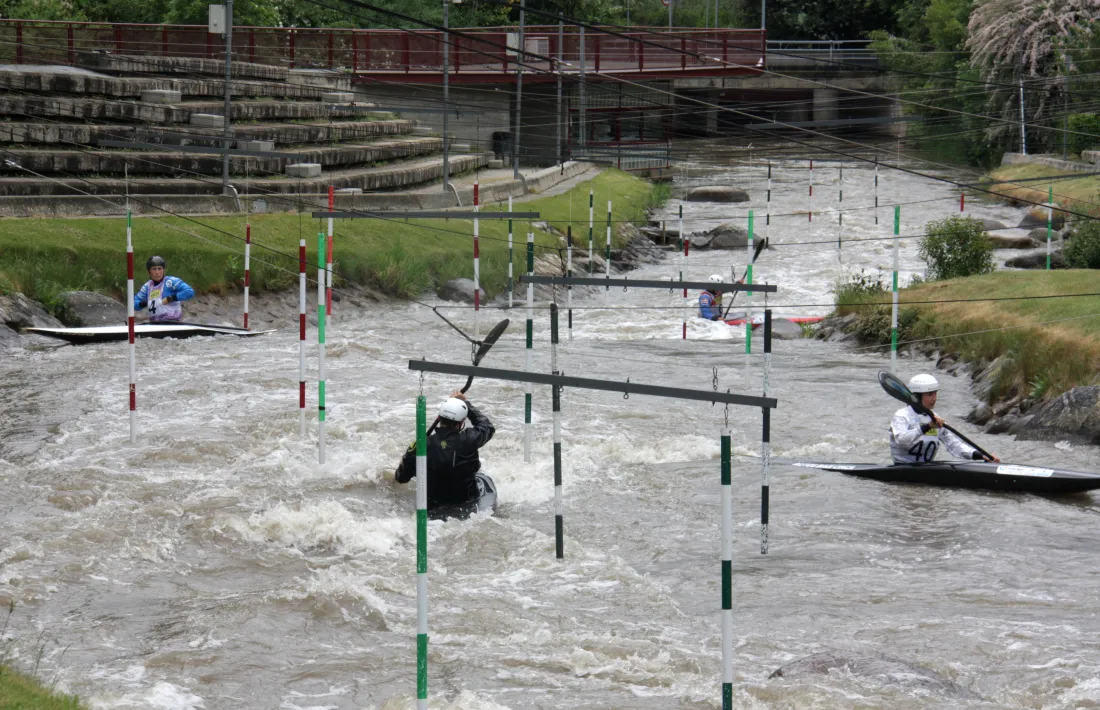 Serà el primer parc d’aigües braves que operarà amb plaques solars.