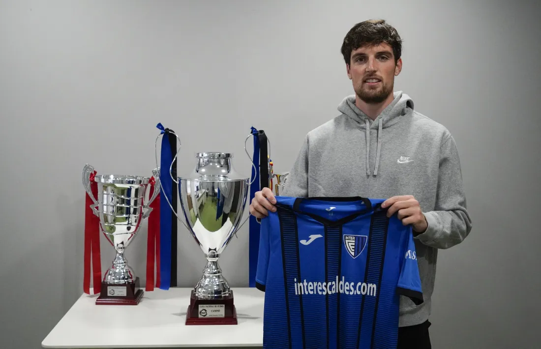 De Nova, amb la samarreta de l’Inter. Foto: Interescaldes.com