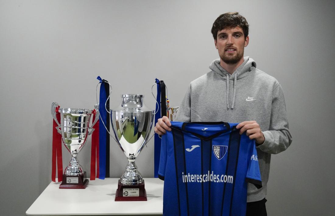 De Nova, amb la samarreta de l’Inter. Foto: Interescaldes.com