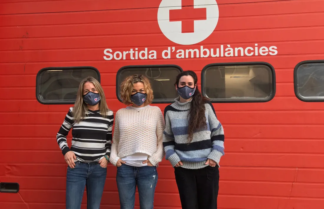 Els voluntaris poden recollir les mascaretes a la seu de la Creu Roja.