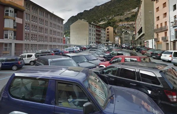 aparcament_creu_blanca