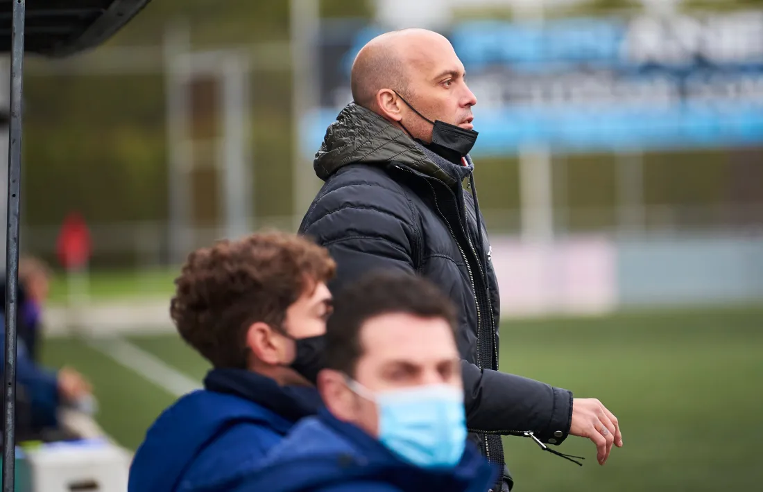  Gabri García, que fa gairebé un any que va ser destituït de l’FC Andorra, amb la UE Olot. Foto: UE Olot