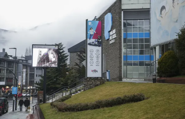 p._08_palau_de_gel_-_facundo_santana