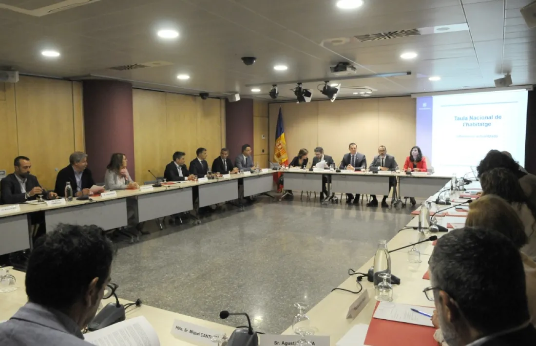 Una reunió anterior de la Taula Nacional de l’Habitatge.
