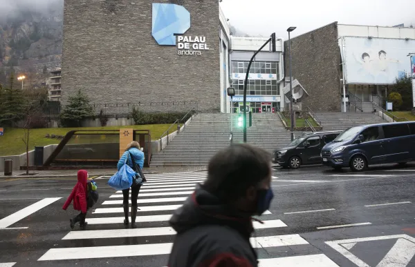 p._10.1_palau_de_gel_-_facundo_santana