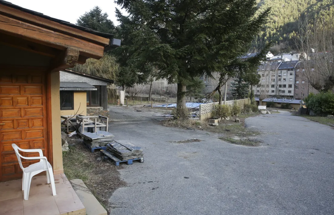 Estat del terreny de l’antic Càmping Internacional, ahir.