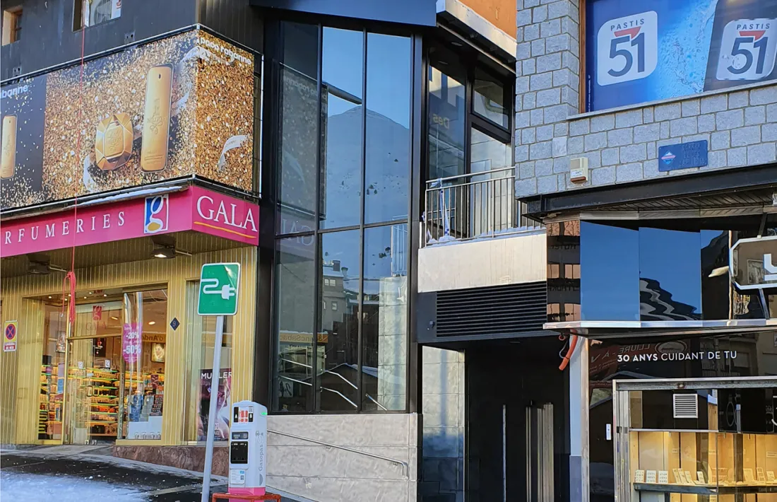 Sense l'exigència de la TMA els comerços podran recuperar més activitat.