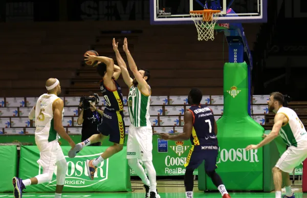 p._28_bet-mba_firmar_acb_photo_-_d_ligero_0