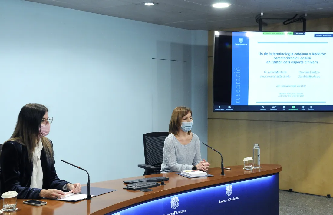 Sílvia Riva i Marta Pujol en la compareixença d'aquest matí.