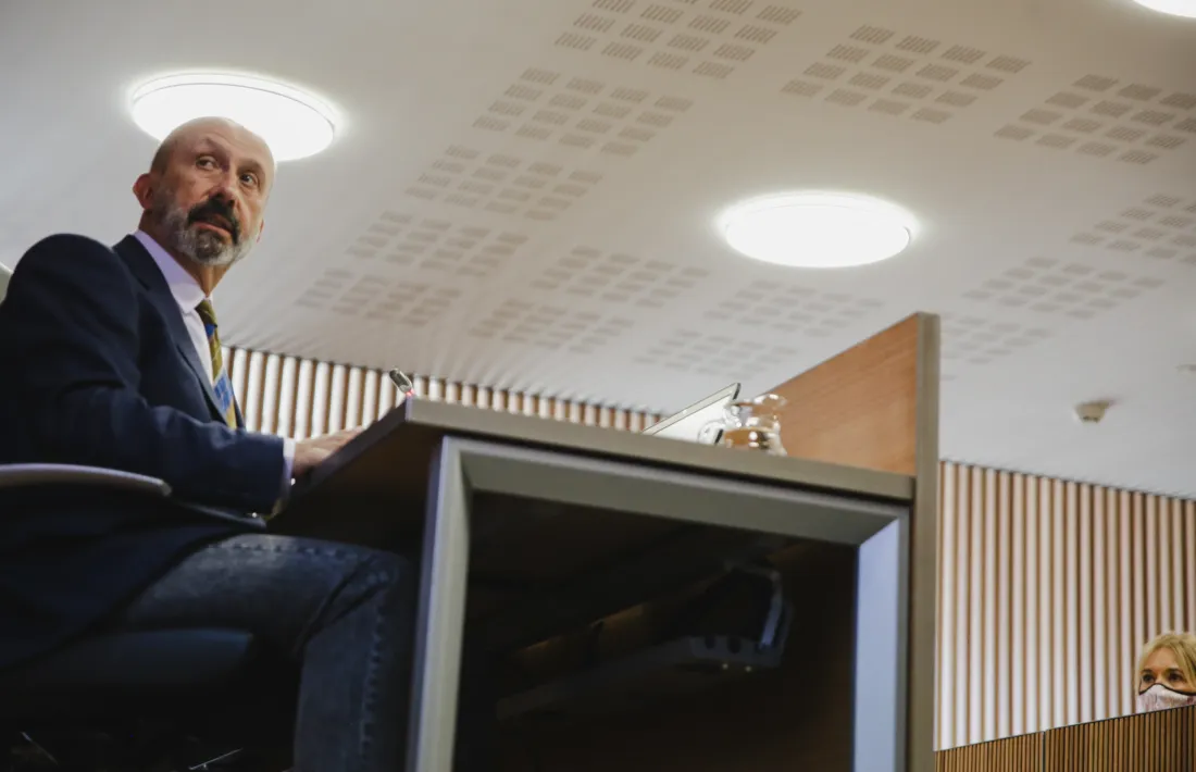 El ministre Joan Martínez Benazet en la compareixença d’ahir a la tarda.