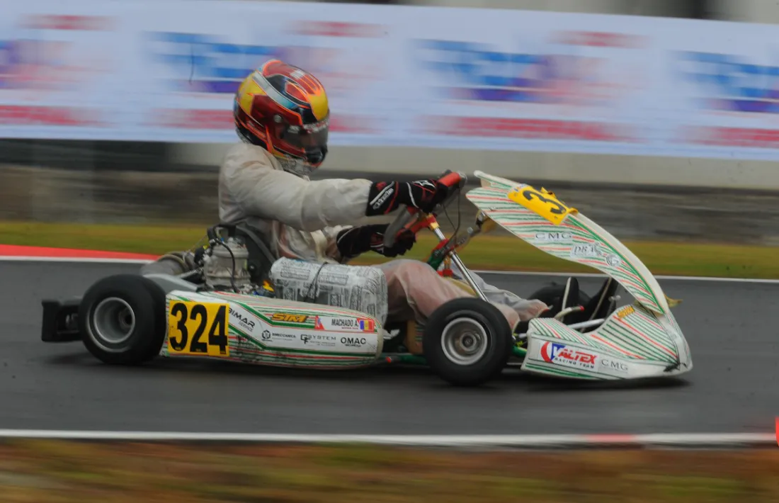 Àlex Machado, en plena acció. Foto: Fotoesport