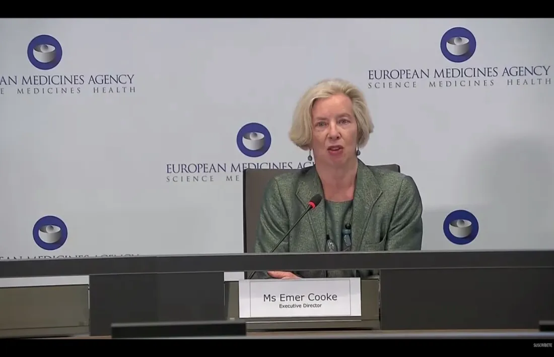 Emer Cooke, directora de l'agència europea del medicament, durant la roda de premsa.