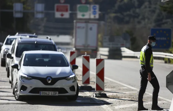 p._03_frontera_espanya_-_facundo_santana_0