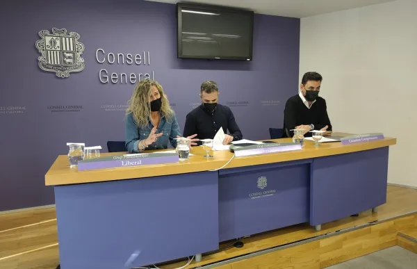 p._07_eva_lopez_jc_ramos_i_raul_ferre_consell_la