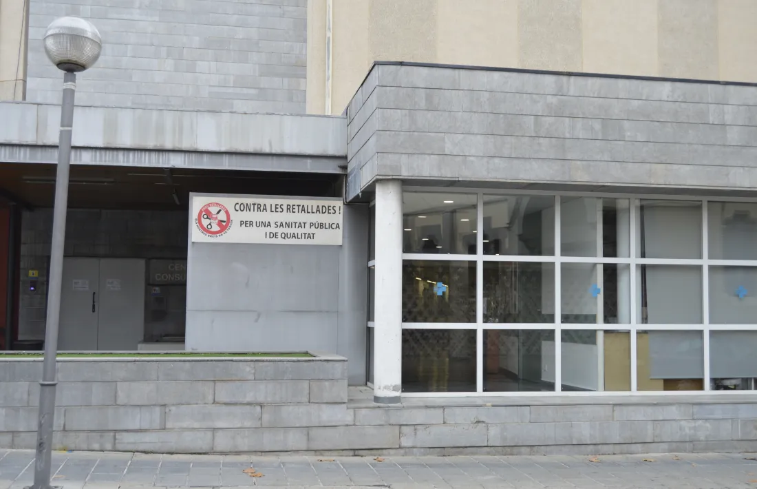 Mentrestant, al CAP de la Seu d’Urgell els telèfons no responen i els ciutadans no saben on plantejar els dubtes.