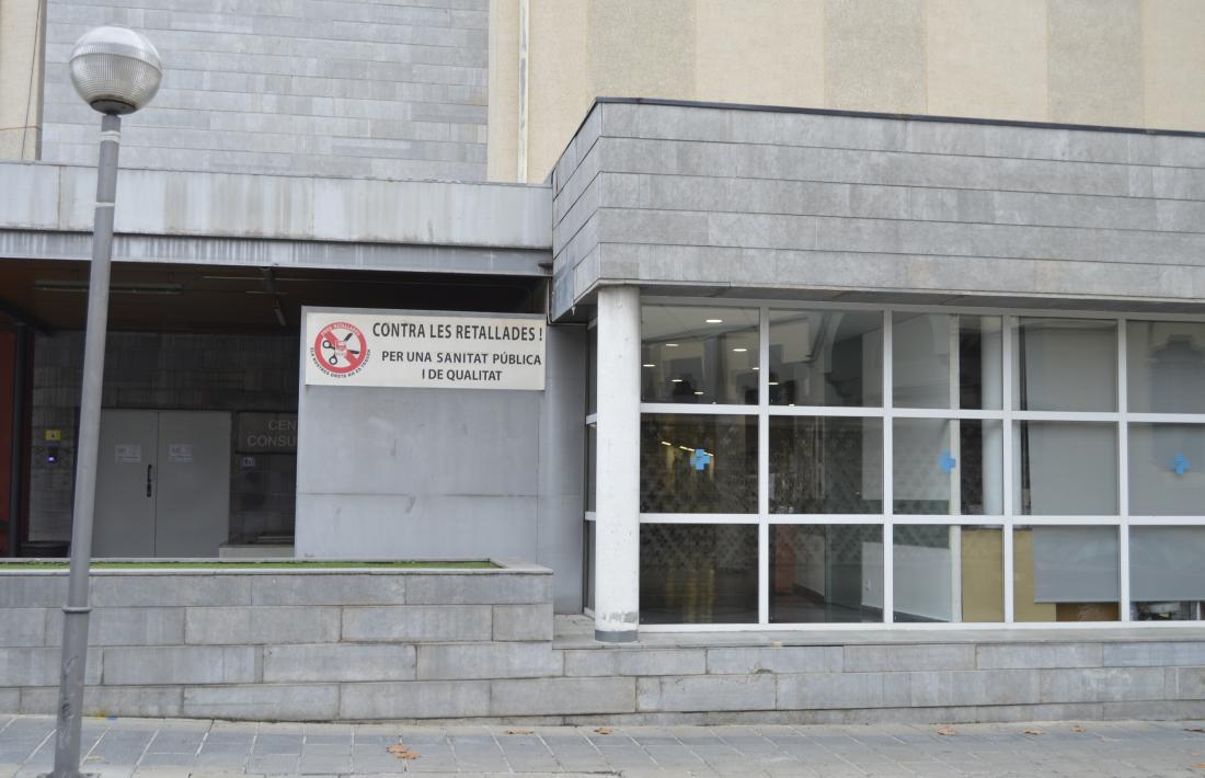 Mentrestant, al CAP de la Seu d’Urgell els telèfons no responen i els ciutadans no saben on plantejar els dubtes.