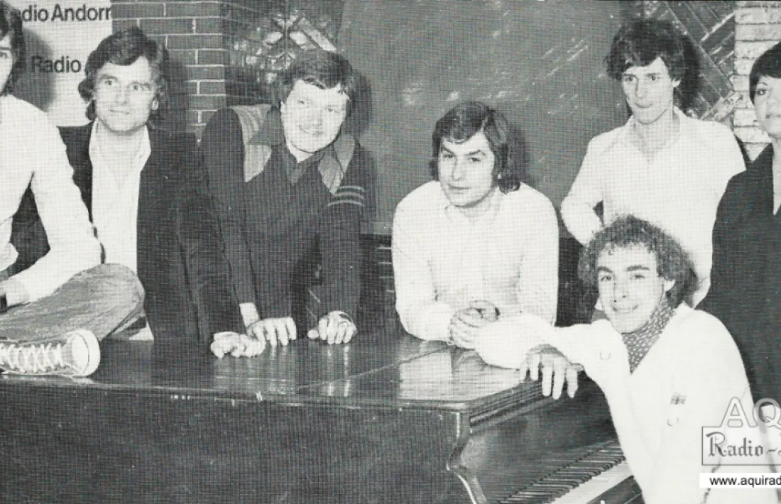 Estudis del roc de les Anelletes, 1978: Lafontaine, ajupit, a la dreta; Michel Cotet és el tercer per l’esquerra, i Guillard, el segon per la dreta.