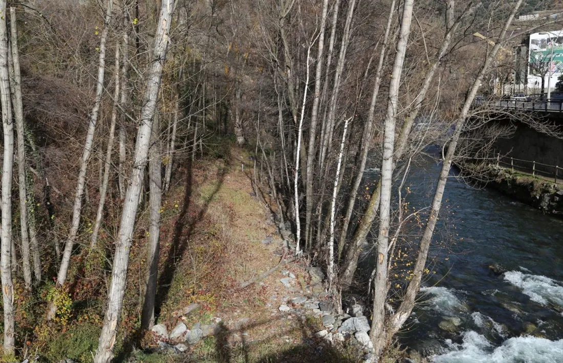 La zona on s'ubicarà el nou espai públic.