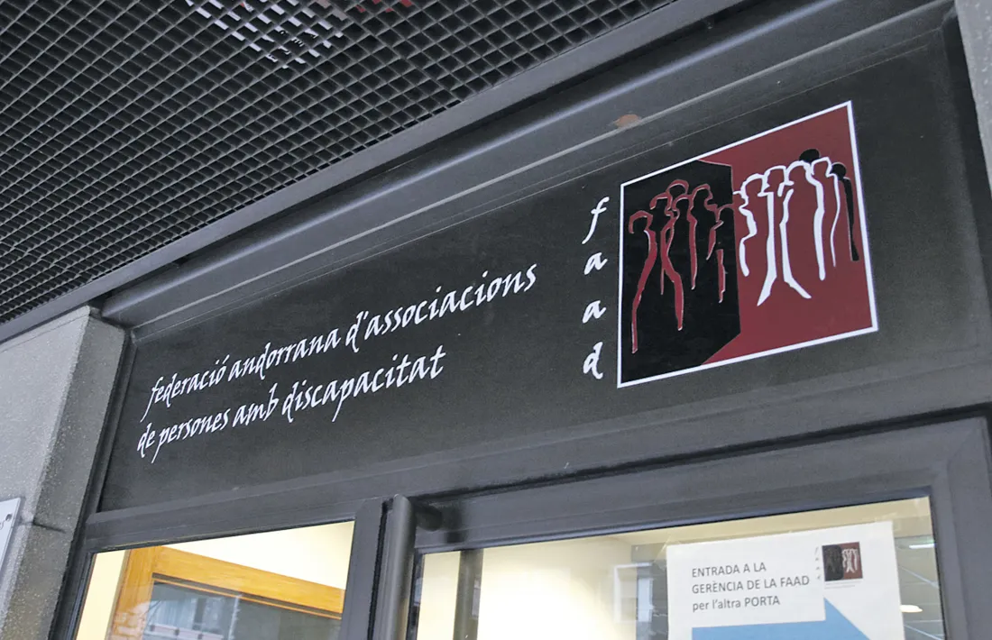 El 23 de març les associacions federades i no federades van rebre un esborrany dels estatuts modificats.