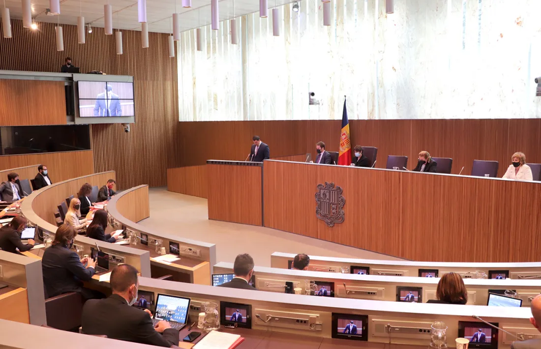 El ministre Gallardo en la seva intervenció al Consell General.