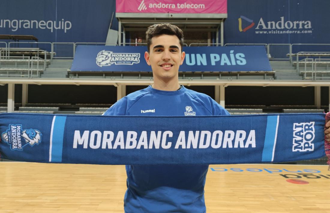 Fausto Ruesga ja es troba al país. Foto: Twitter BC MoraBanc